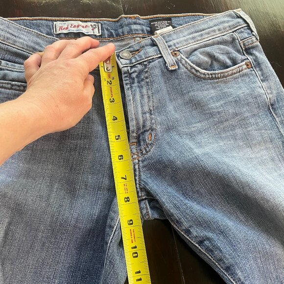 Red Engine Women's Vintage Denim Cropped Jeans Size 28 EUC - Picture 12 of 14